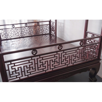 L5815八柱万字纹架子床