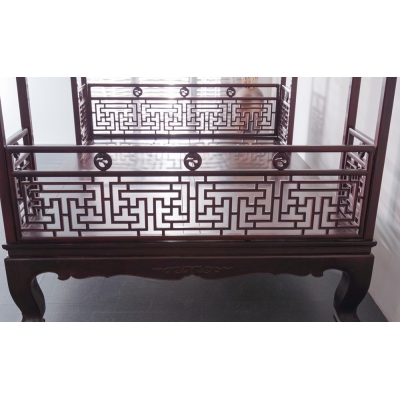 L5815八柱万字纹架子床