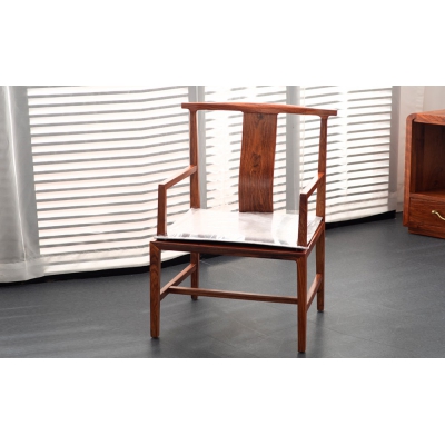 LK0604 扶手椅 刺猬紫檀