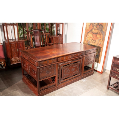 I2301 写字台 交趾黄檀