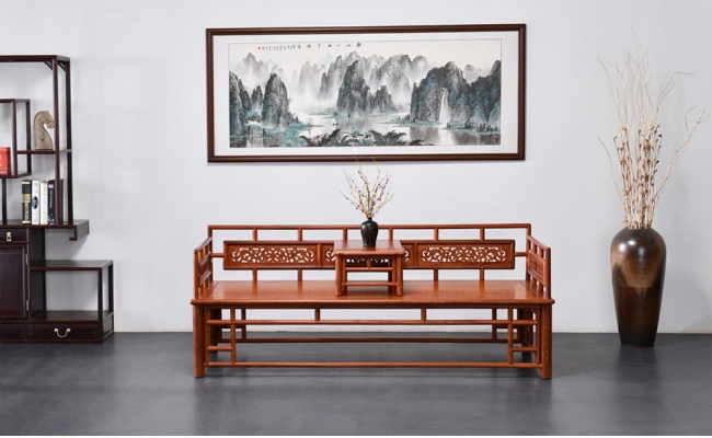 N1103-圆腿雕花罗汉床-缅甸花梨
